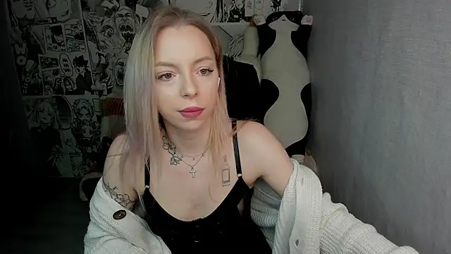 Martha Cameron online show from January 2025 11:41:01 PM