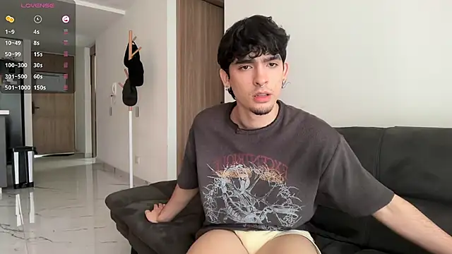 zenn rush1 online show from September 2025 01:33:01 PM