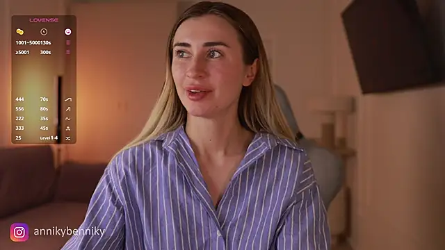 Snapshot of Coconutkittyy chatting on March 2025 09:13:02 PM Coconutkittyy online show from March 2025 09:13:02 PM