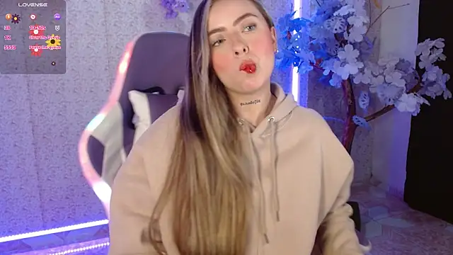 NaomiFox1 online show from February 2025 03:31:02 AM