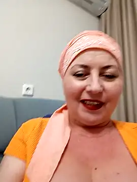 Lana Luna1 online show from October 2025 07:22:02 PM