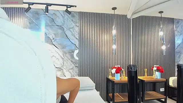 julietha taylor online show from November 2025 02:33:02 AM