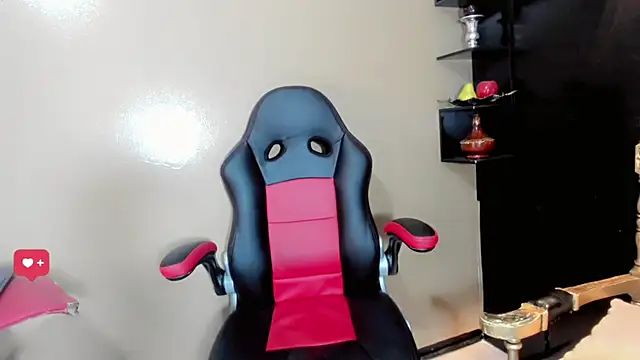 Gabyqueen70 online show from January 2025 05:03:01 PM