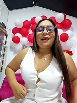 sofiafantasy online show from February 2025 04:52:01 PM