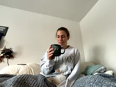 MissSwitch online show from December 2024 01:42:02 PM