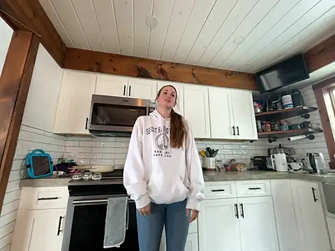 MissSwitch online show from January 2025 07:49:02 PM