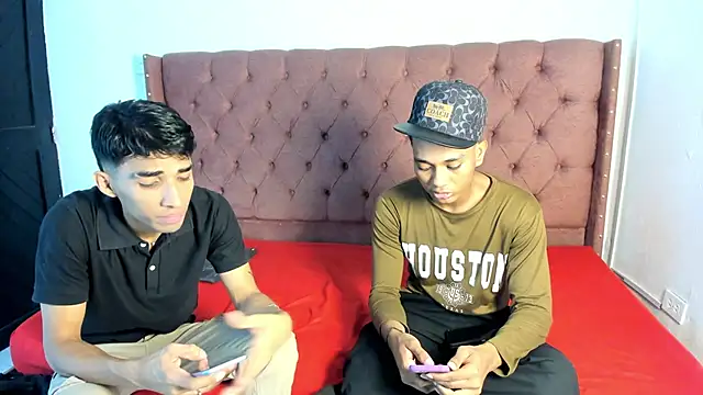 boys yourparty online show from October 2025 01:10:01 PM