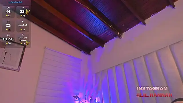 lil hanna18 online show from February 2025 11:34:01 AM