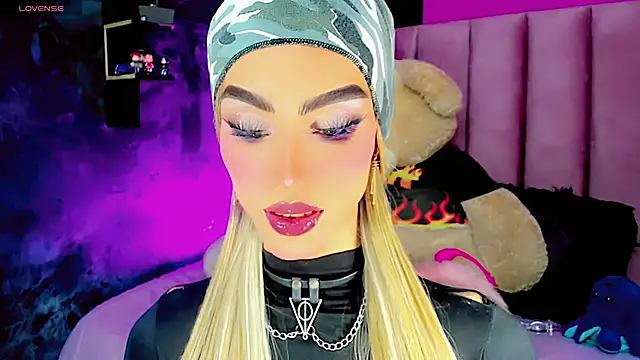 dollswit01 online show from February 2025 04:43:01 AM