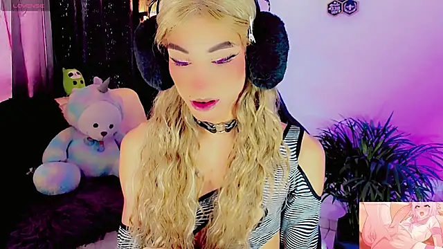 Snapshot of dollswit01 chatting on March 2026 02:57:01 PM dollswit01 online show from March 2026 02:57:01 PM