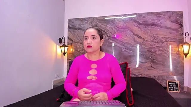 Snapshot of Yaya____11 chatting on May 2026 10:50:02 PM Yaya 11 online show from May 2026 10:50:02 PM