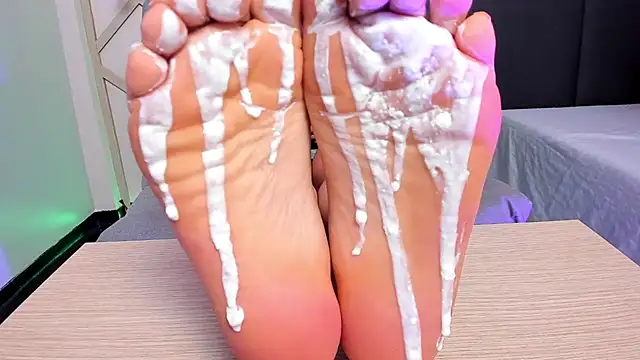 SophieHarris  online show from February 2025 12:37:02 AM