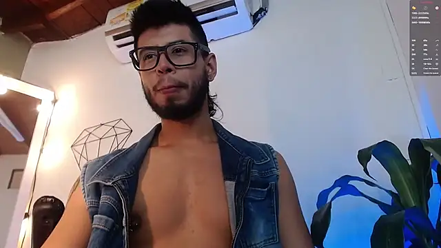 Snapshot of Colby_brown03 chatting on January 2026 07:50:01 PM Colby brown03 online show from January 2026 07:50:01 PM