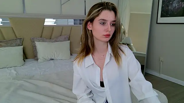 MarybethSnow online show from January 2025 07:35:02 PM