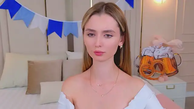 MarybethSnow online show from September 2025 05:07:02 PM