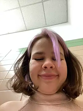 SuzieMurray online show from December 2024 12:38:01 PM