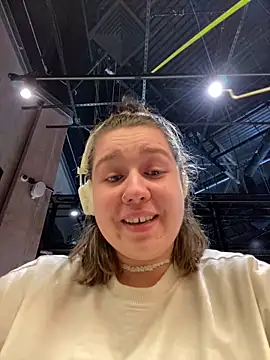 SuzieMurray online show from February 2025 11:20:02 AM