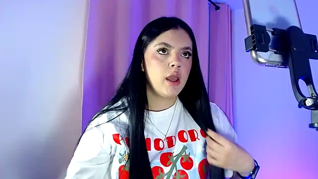 kimberlyhills1 online show from March 2026 11:00:01 PM