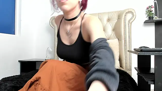 Snapshot of AlexaFoxy18 chatting on December 2024 03:33:02 AM AlexaFoxy18 online show from December 2024 03:33:02 AM