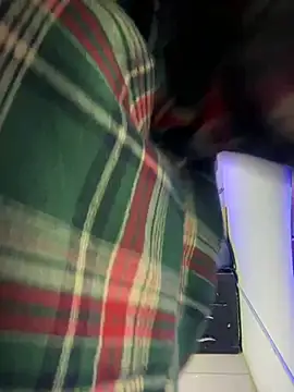 Im Little online show from January 2025 03:22:02 AM