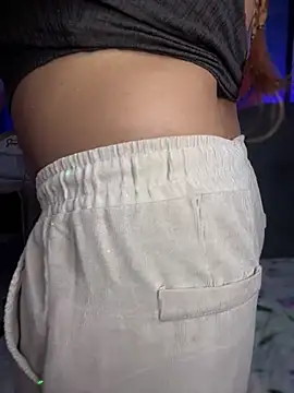 Im Little online show from January 2025 09:27:01 AM