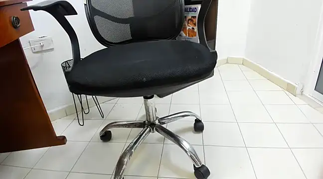 wisdonsenecax online show from January 2025 01:10:01 AM