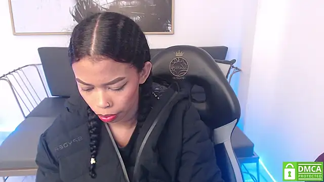 Shenna brunette  online show from January 2025 01:07:01 PM