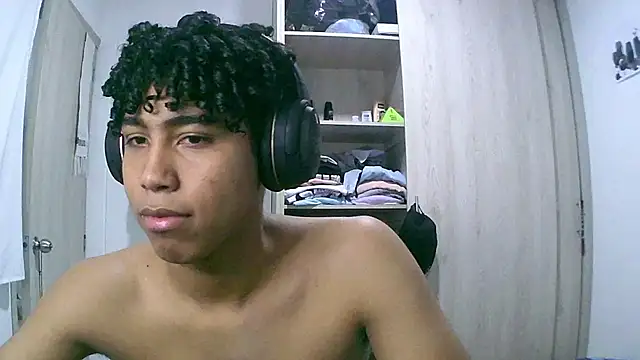 sexy diamante  online show from February 2026 04:08:01 AM