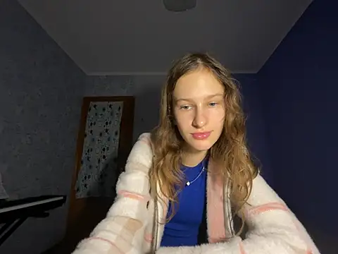 Snapshot of Eva_Angel3 chatting on December 2024 08:04:02 PM Eva Angel3 online show from December 2024 08:04:02 PM