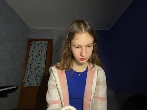 Snapshot of Eva_Angel3 chatting on January 2025 04:14:02 PM Eva Angel3 online show from January 2025 04:14:02 PM