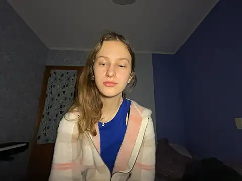 Snapshot of Eva_Angel3 chatting on January 2025 07:10:01 PM Eva Angel3 online show from January 2025 07:10:01 PM