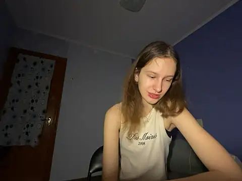 Snapshot of Eva_Angel3 chatting on February 2025 06:24:01 PM Eva Angel3 online show from February 2025 06:24:01 PM