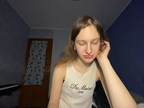 Snapshot of Eva_Angel3 chatting on February 2025 06:04:01 PM Eva Angel3 online show from February 2025 06:04:01 PM