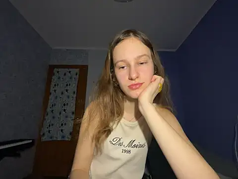 Snapshot of Eva_Angel3 chatting on February 2025 06:54:02 PM Eva Angel3 online show from February 2025 06:54:02 PM