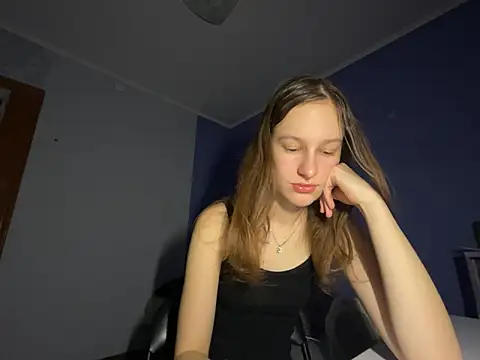 Snapshot of Eva_Angel3 chatting on March 2025 04:17:02 PM Eva Angel3 online show from March 2025 04:17:02 PM