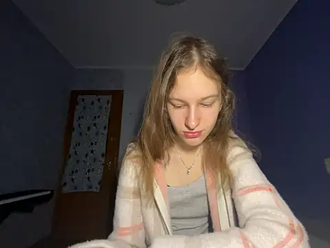 Snapshot of Eva_Angel3 chatting on March 2025 04:10:01 PM Eva Angel3 online show from March 2025 04:10:01 PM