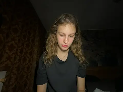 Snapshot of Eva_Angel3 chatting on September 2025 06:30:02 PM Eva Angel3 online show from September 2025 06:30:02 PM