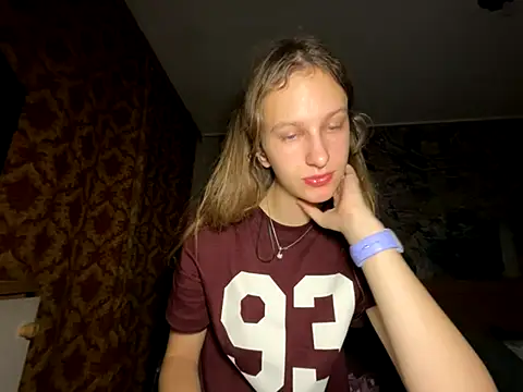 Snapshot of Eva_Angel3 chatting on September 2025 06:34:01 PM Eva Angel3 online show from September 2025 06:34:01 PM