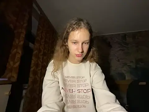 Snapshot of Eva_Angel3 chatting on October 2025 05:11:02 PM Eva Angel3 online show from October 2025 05:11:02 PM