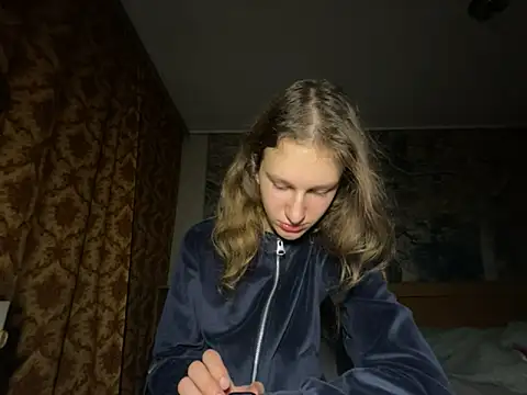 Snapshot of Eva_Angel3 chatting on November 2025 04:53:01 PM Eva Angel3 online show from November 2025 04:53:01 PM