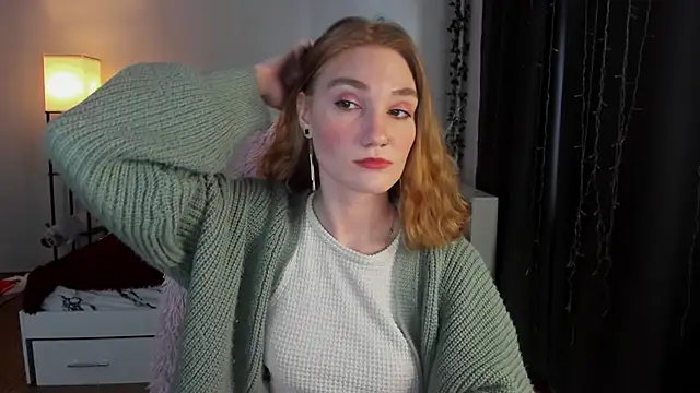 ReddHotPipper online show from October 2025 02:33:01 AM