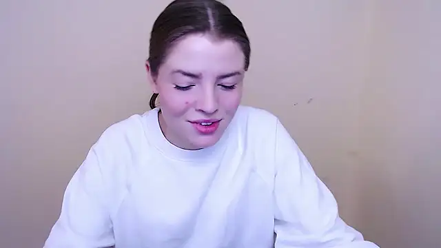 MissOliviaa  online show from January 2025 01:53:01 PM