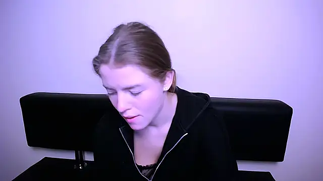 MissOliviaa  online show from January 2025 11:46:01 AM