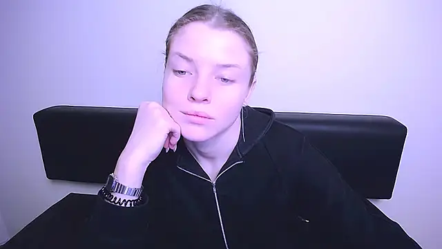 MissOliviaa  online show from February 2025 09:49:01 AM