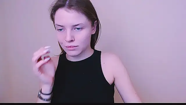 MissOliviaa  online show from February 2025 04:03:02 PM