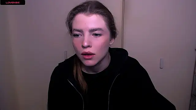 MissOliviaa  online show from February 2025 09:01:01 AM