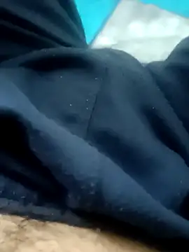 Snapshot of nick05inch chatting on November 2025 01:17:02 AM nick05inch online show from November 2025 01:17:02 AM