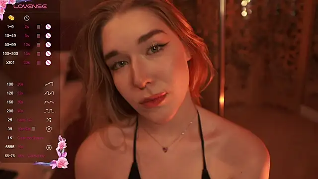 Smiley Mia online show from September 2025 07:30:02 AM