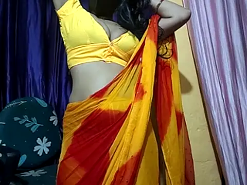 Snapshot of poojaxxx65 chatting on February 2026 12:11:01 AM poojaxxx65 online show from February 2026 12:11:01 AM