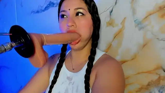 hade cute online show from April 2026 05:13:02 PM